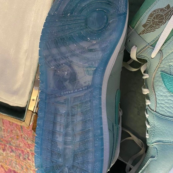 Shoe Surgeon X Chime Collab Nike Custom Sneakers - Picture 3 of 4